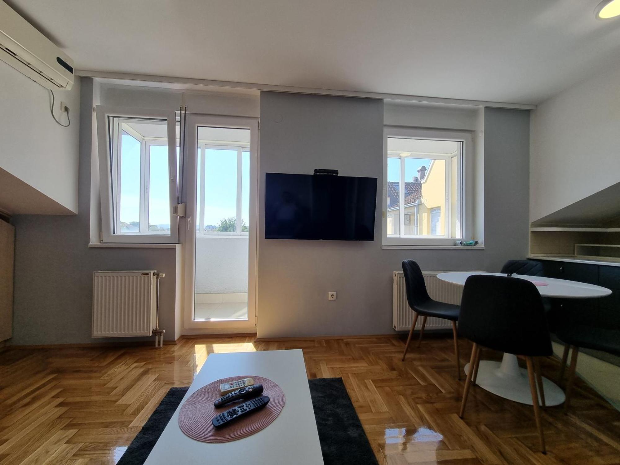 Likehome Life - Novi Sad Stevana Sremca Dış mekan fotoğraf