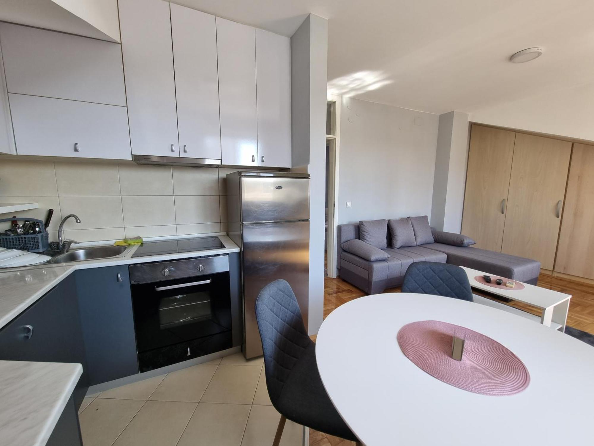 Likehome Life - Novi Sad Stevana Sremca Dış mekan fotoğraf